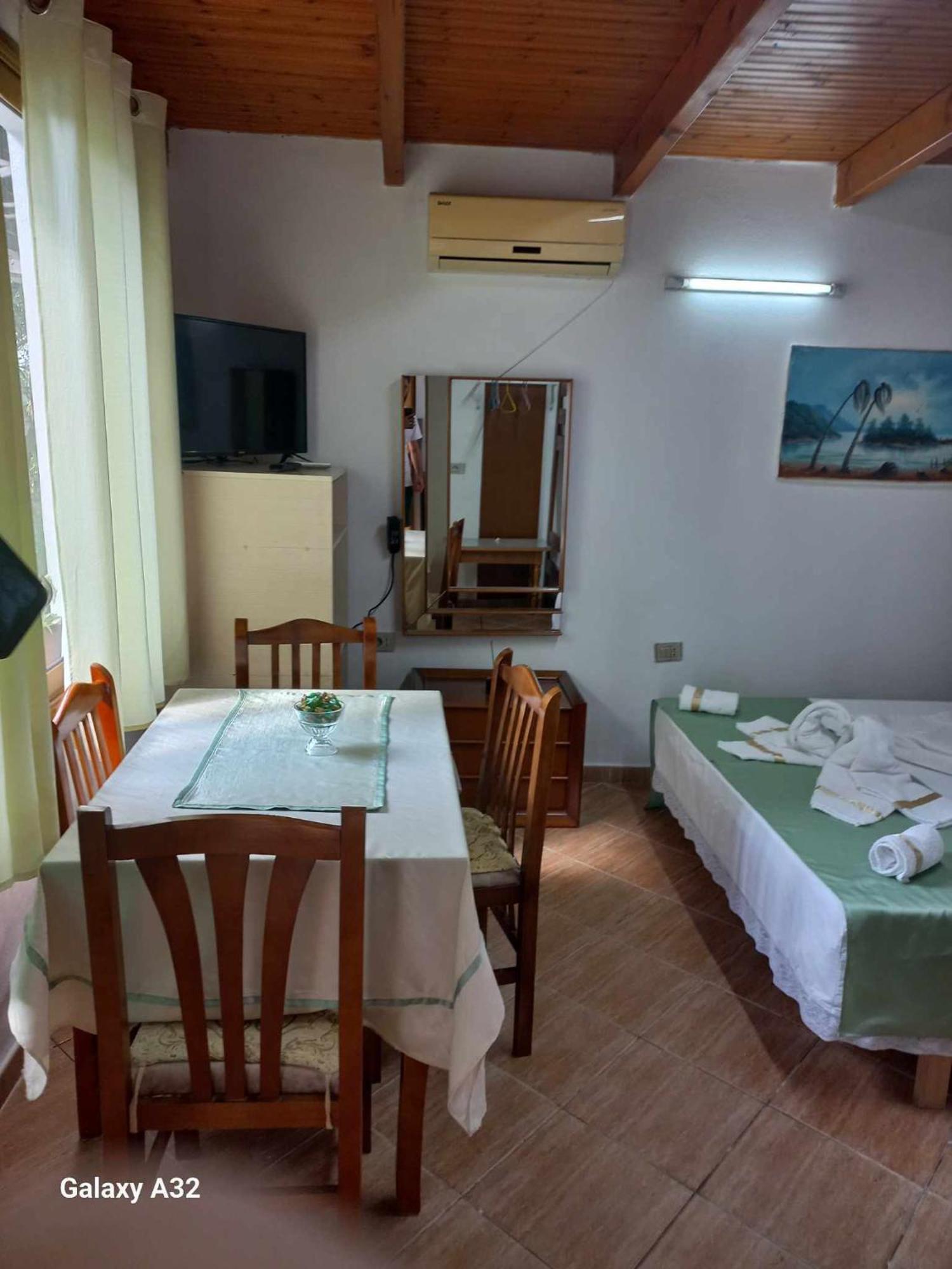 Green Oasis Holiday Home Vlorë Exterior foto