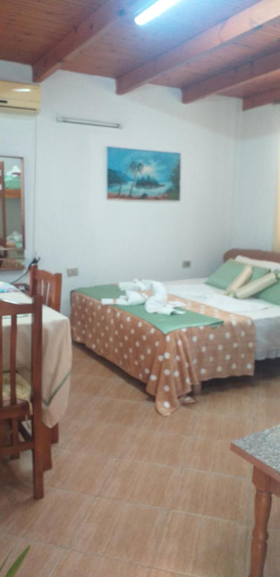Green Oasis Holiday Home Vlorë Zimmer foto